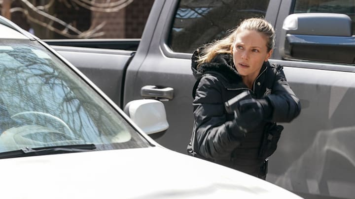 CHICAGO P.D. -- "Safe" Episode 814 -- Pictured: Tracy Spiridakos as Hailey Upton -- (Photo by: Lori Allen/NBC)