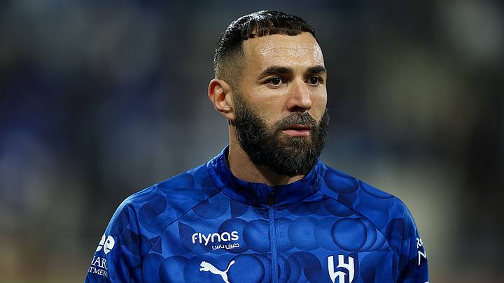 Top Unsigned Free Agents Who Slipped Through the Summer Transfer Window—Ranked