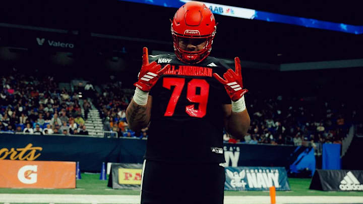 Tennessee Volunteers football commit Gabriel Osenda