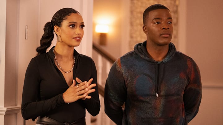 All American -- "Can It All Be So Simple" -- Image Number: ALA405b_0565r.jpg -- Pictured (L-R): Samantha Logan as Olivia and Daniel Ezra as Spencer -- Photo: Kevin Estrada/The CW -- © 2021 The CW Network, LLC. All Rights Reserved.