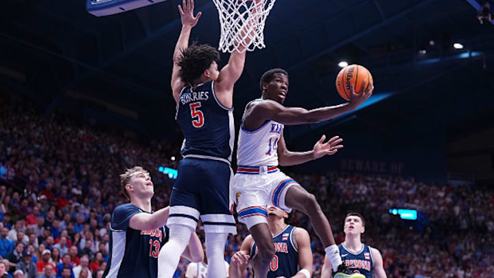 Melvin Council Jr. tries to score against Arizona. 