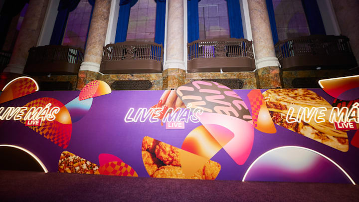 Taco Bell Live Mas Live Image. 