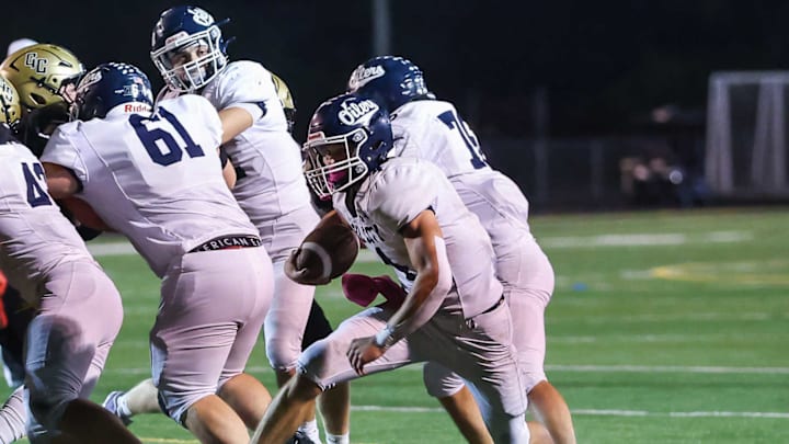 Scenes from Grove City vs Oil City Scenes from Grove City vs Oil City