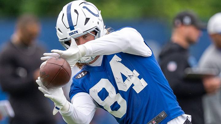 Indianapolis Colts tight end Tyler Warren (84) catches a pass Monday, June 1, 2026, during practice at the Indiana Farm Bureau Football Center. Indianapolis Colts tight end Tyler Warren (84) catches a pass Monday, June 1, 2026, during practice at the Indiana Farm Bureau Football Center.
