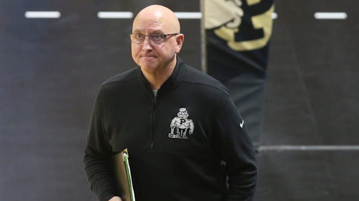 Purdue Boilermakers head coach Dave Shondell looks up