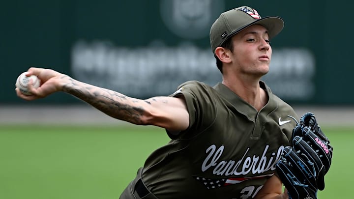 Vanderbilt pitcher Connor Fennell (39) throw to a Georgia batter during the first inning of an NCAA college baseball game at Hawkins Field Saturday, April 19, 2025, in Nashville, Tenn.