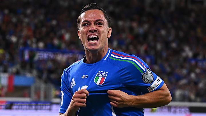 Itália goleou a Estônia por 5x0