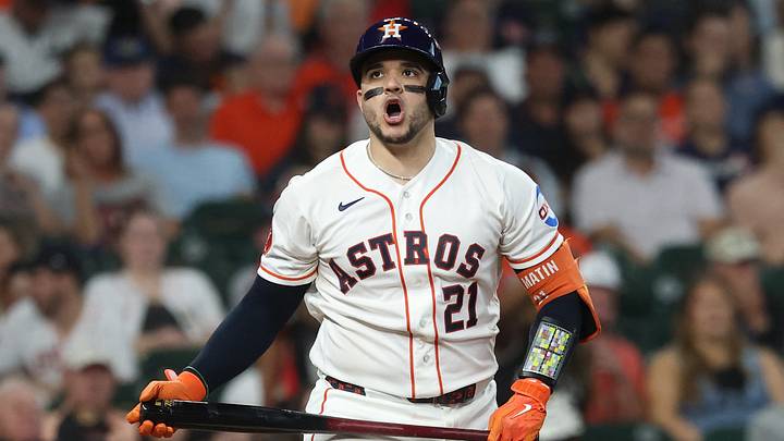 The Astros were defeated 6–3 by the White Sox in Game 1 of the AL wild-card series. The Astros were defeated 6–3 by the White Sox in Game 1 of the AL wild-card series.