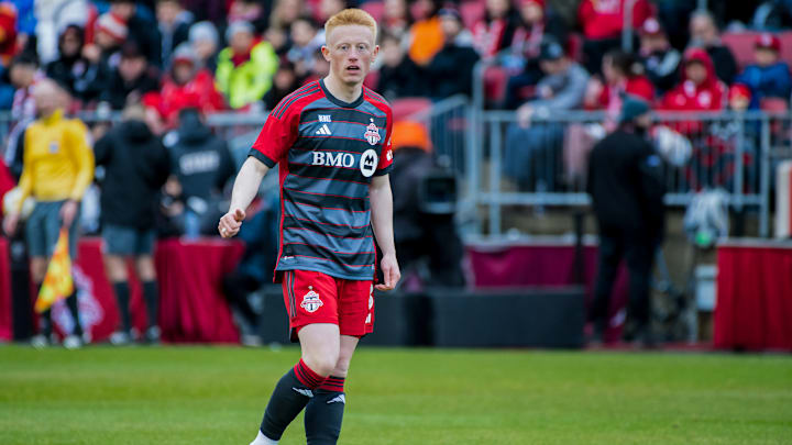 Longstaff seized control of a loose ball around midfield, executing a precisely timed pass to Lorenzo Insigne.