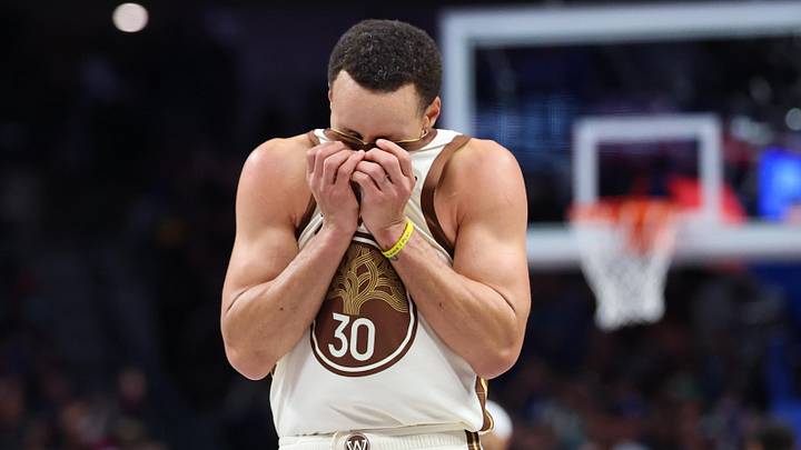 Jan 22, 2026; Dallas, Texas, USA; Golden State Warriors guard Stephen Curry (30) reacts against the Dallas Mavericks during the second half at American Airlines Center on January 22, 2026. Jan 22, 2026; Dallas, Texas, USA; Golden State Warriors guard Stephen Curry (30) reacts against the Dallas Mavericks during the second half at American Airlines Center on January 22, 2026.