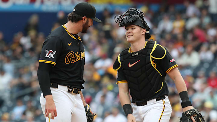 Jun 8, 2025; Pittsburgh, Pennsylvania, USA; Pittsburgh Pirates starting pitcher Paul Skenes (30) and catcher Henry Davis (32) share a laugh on the mound against the Philadelphia Phillies during the eighth inning at PNC Park. Mandatory Credit: Charles LeClaire-Imagn Images Jun 8, 2025; Pittsburgh, Pennsylvania, USA; Pittsburgh Pirates starting pitcher Paul Skenes (30) and catcher Henry Davis (32) share a laugh on the mound against the Philadelphia Phillies during the eighth inning at PNC Park. Mandatory Credit: Charles LeClaire-Imagn Images
