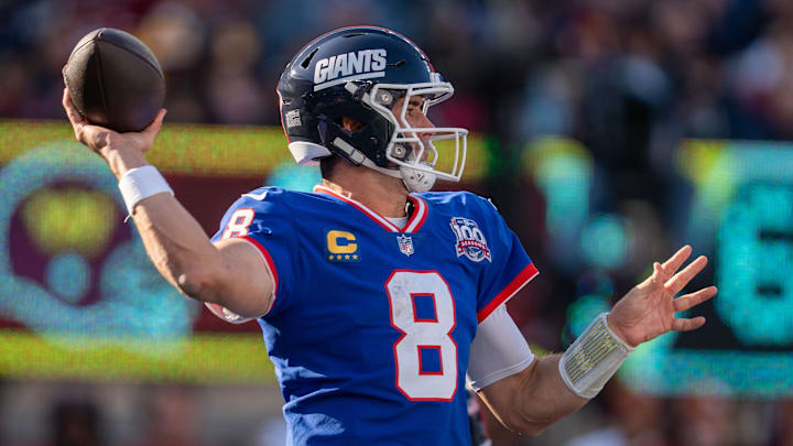 New York Giants quarterback Daniel Jones (8) looks to throw the ball during a game between the New York Giants and the Washington Commanders at MetLife Stadium in East Rutherford on Sunday, Nov. 3, 2024.