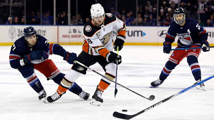 Anaheim Ducks v New York Rangers