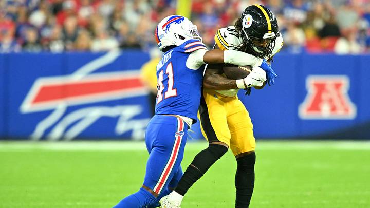 Aug 27, 2026; Orchard Park, New York, USA; Buffalo Bills defensive back Kani Walker (41) tackles Pittsburgh Steelers wide receiver Brandon Smith (87) during the second quarter at New Highmark Stadium. Aug 27, 2026; Orchard Park, New York, USA; Buffalo Bills defensive back Kani Walker (41) tackles Pittsburgh Steelers wide receiver Brandon Smith (87) during the second quarter at New Highmark Stadium.
