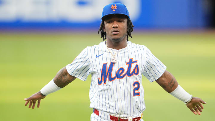 Apr 30, 2025; New York City, New York, USA; New York Mets second baseman Luisangel Acuna (2) prior to the game against the Arizona Diamondbacks at Citi Field. Mandatory Credit: Gregory Fisher-Imagn Images Apr 30, 2025; New York City, New York, USA; New York Mets second baseman Luisangel Acuna (2) prior to the game against the Arizona Diamondbacks at Citi Field. Mandatory Credit: Gregory Fisher-Imagn Images