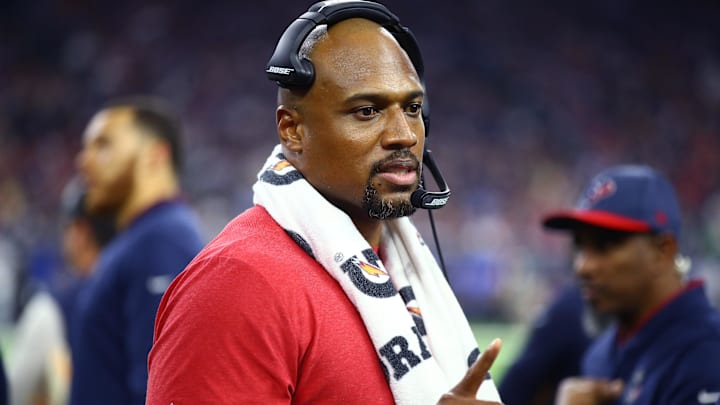 Jan 5, 2019; Houston, TX, USA; Houston Texans defensive line coach Anthony Weaver against the