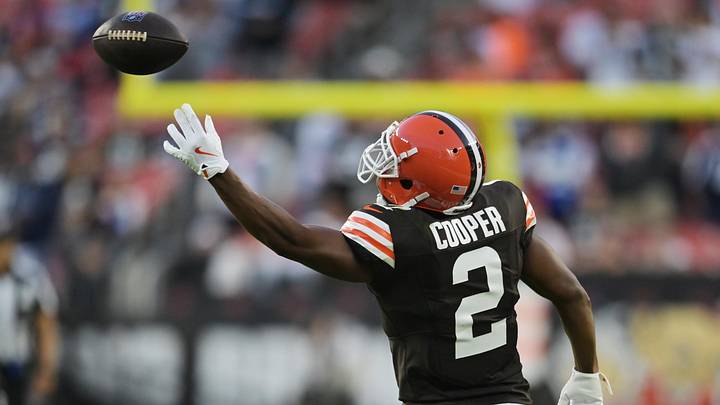 Sep 8, 2024; Cleveland, Ohio, USA; Cleveland Browns wide receiver Amari Cooper (2) misses a pass during the second half against the Dallas Cowboys at Huntington Bank Field. Mandatory Credit: Ken Blaze-Imagn Images Sep 8, 2024; Cleveland, Ohio, USA; Cleveland Browns wide receiver Amari Cooper (2) misses a pass during the second half against the Dallas Cowboys at Huntington Bank Field. Mandatory Credit: Ken Blaze-Imagn Images