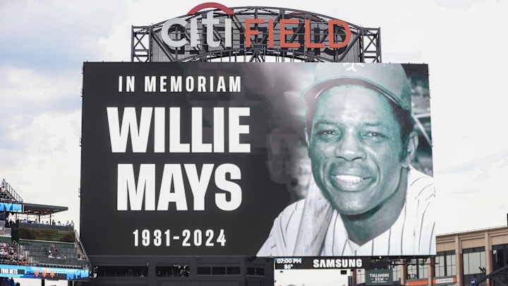 A Willie Mays lo consideran el mejor jardinero central de la historia A Willie Mays lo consideran el mejor jardinero central de la historia