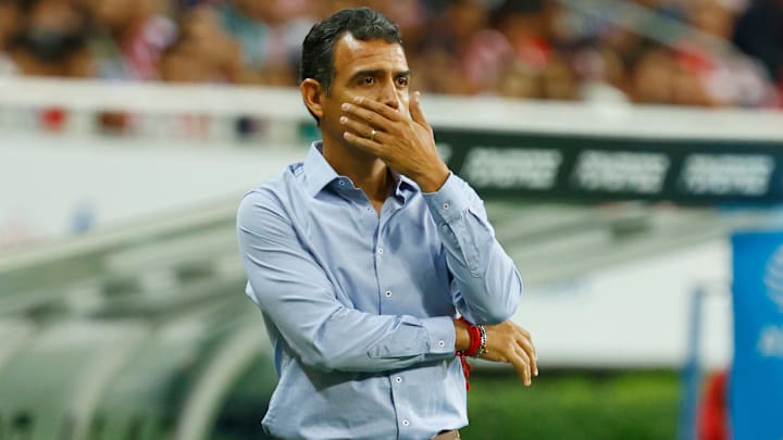 Ricardo Cadena, DT de Chivas, quiere entrar a la Liguilla de forma directa y por ello deberán vencer a Tigres el próximo martes. Ricardo Cadena, DT de Chivas, quiere entrar a la Liguilla de forma directa y por ello deberán vencer a Tigres el próximo martes.