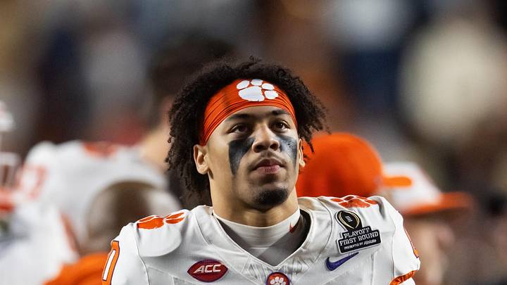 Clemson Tigers wide receiver Antonio Williams (0) Mandatory Credit: Mark J. Rebilas-Imagn Images