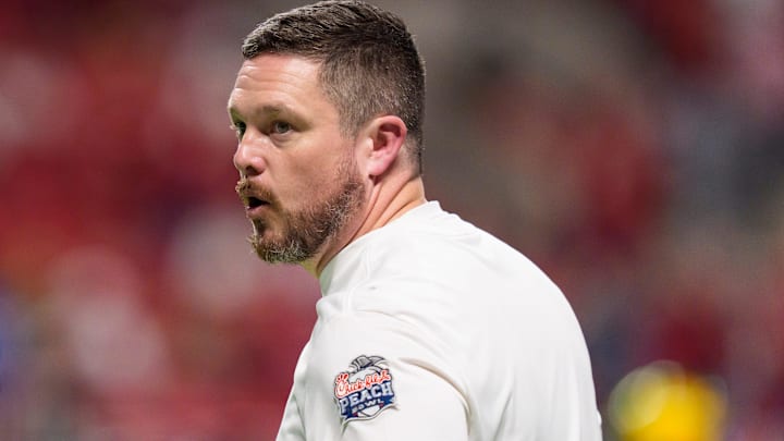 Oregon head coach Dan Lanning takes the field as the Oregon Ducks face the Indiana Hoosiers in the Peach Bowl on Jan. 9, 2026, at Mercedes-Benz Stadium in Atlanta, Georgia.