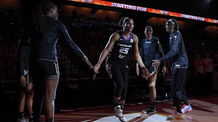 Indiana Fever v Connecticut Sun