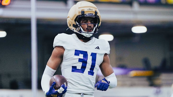 Paul Mencke Jr. is shown at UW spring ball. 