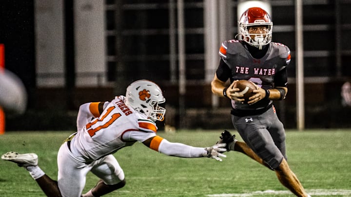 Edgewater senior quarterback Carter Emanuel will lead the unbeaten Eagles (10-0) against Lake Gibson (5-5) on Friday, Nov. 14, in the Class 5A regional quarterfinals.