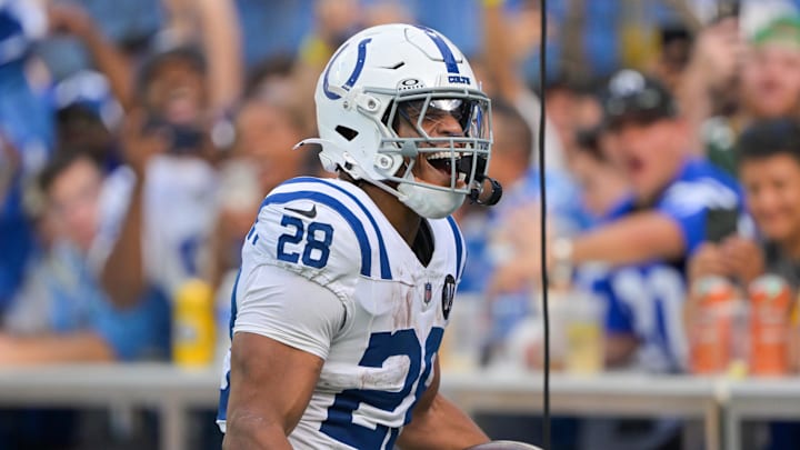 Oct 19, 2025; Inglewood, California, USA; Indianapolis Colts running back Jonathan Taylor (28) celebrates a touchdown in the second half against the Los Angeles Chargers at SoFi Stadium. Mandatory Credit: Jayne Kamin-Oncea-Imagn Images