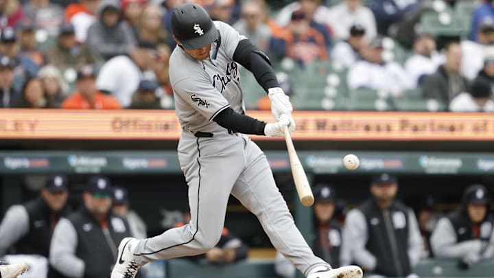 Chicago White Sox catcher Korey Lee (26) hits an RBI double in the ninth inning against the Detroit Tigers at Comerica Park. 