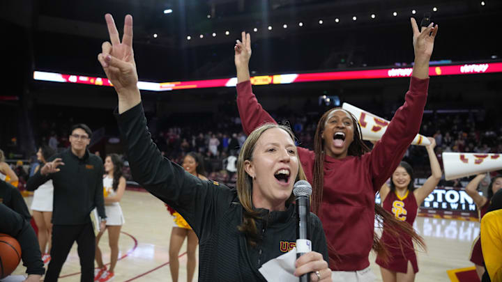 Jan 15, 2023; Los Angeles, California, USA; Southern California Trojans coach Lindsay Gottlieb celebrates at the end of the game against the Stanford Cardinal at Galen Center.  USC defeated Stanford 55-46. Mandatory Credit: Kirby Lee-Imagn Images