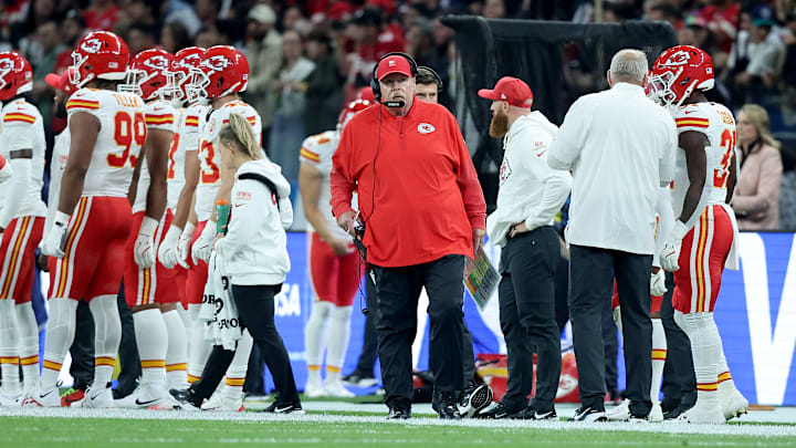 Kansas City Chiefs v Los Angeles Chargers