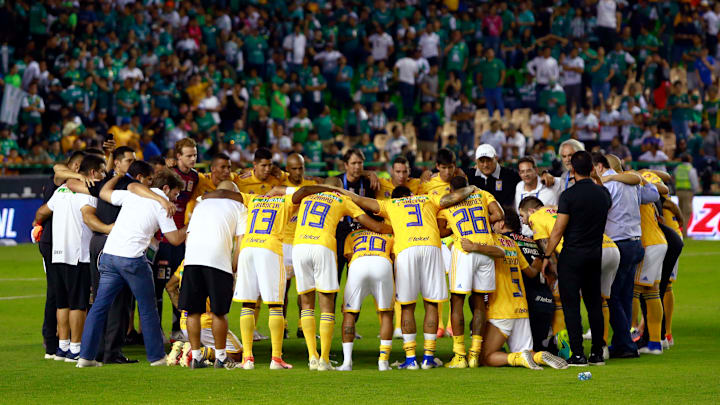 Jugadores de Tigres previo a la gran final. Jugadores de Tigres previo a la gran final.