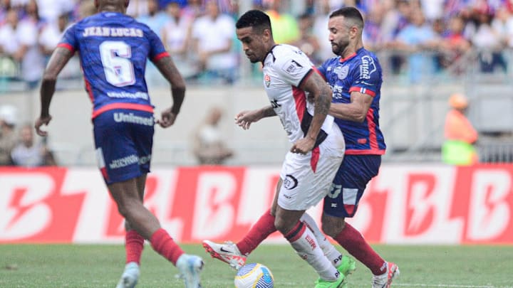 Vitória e Bahia largam como favoritos ao título do Baianão 2025