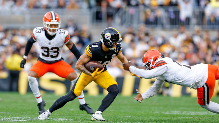 Cleveland Browns v Pittsburgh Steelers - NFL 2025