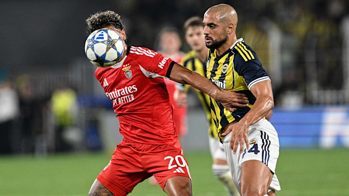 Benfica e Fenerbahce fazem um dos jogos mais aguardados