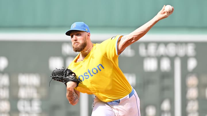 Apr 19, 2025; Boston, Massachusetts, USA; Boston Red Sox starting pitcher Garrett Crochet (35) pitches against the Chicago White Sox during the first inning at Fenway Park. Mandatory Credit: Eric Canha-Imagn Images Apr 19, 2025; Boston, Massachusetts, USA; Boston Red Sox starting pitcher Garrett Crochet (35) pitches against the Chicago White Sox during the first inning at Fenway Park. Mandatory Credit: Eric Canha-Imagn Images