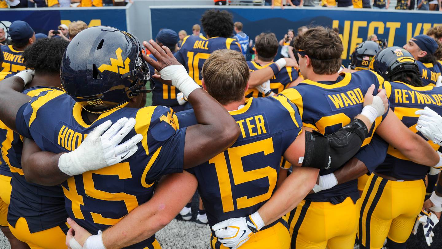 West Virginia vs. Virginia Prediction, Odds and Key Players to Watch for College Football Week 3