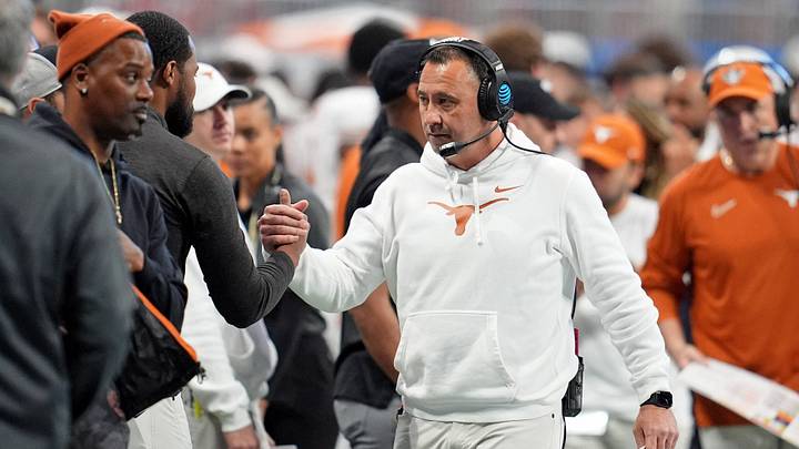 The Longhorns will have elite receiving weapons all over the field. Sark just needs to figure out how to feature them all. The Longhorns will have elite receiving weapons all over the field. Sark just needs to figure out how to feature them all.