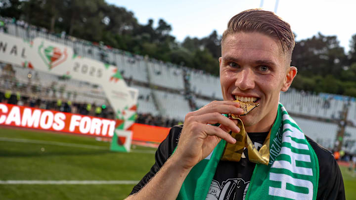 Viktor Gyökeres is heading to Arsenal. 