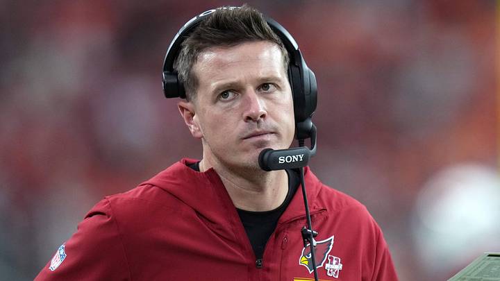 Arizona Cardinals quarterback Mike LaFleur walks the sidelines as they play the Denver Broncos at State Farm Stadium in Glendale on Oct. 25, 2026. Arizona Cardinals quarterback Mike LaFleur walks the sidelines as they play the Denver Broncos at State Farm Stadium in Glendale on Oct. 25, 2026.