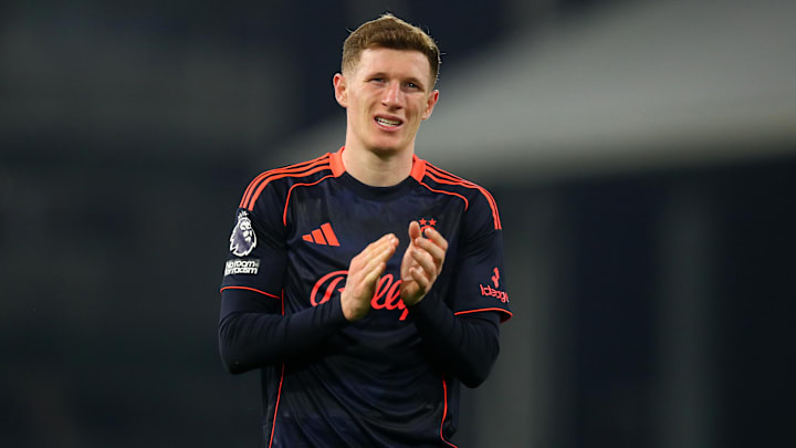 Elliot Anderson bleibt vorerst in Nottingham Elliot Anderson bleibt vorerst in Nottingham