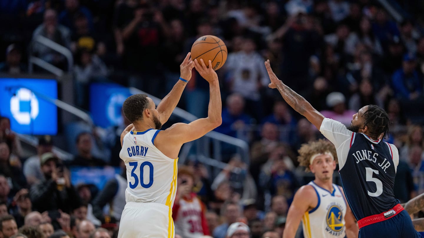 Clippers-Warriors Score Prediction: Who Will Advance in the Play-In Tournament?