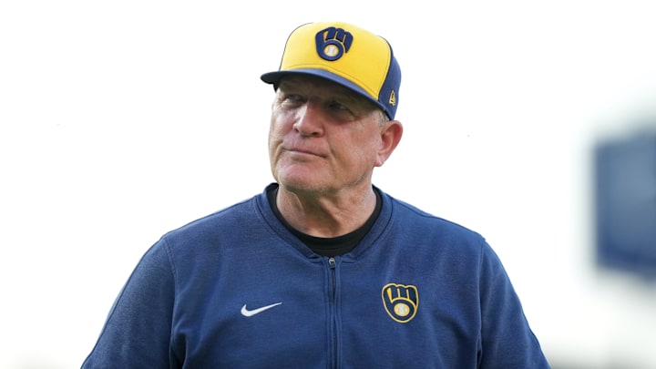 Jul 6, 2024; Los Angeles, California, USA; Milwaukee Brewers manager Pat Murphy (21) reacts during the game against the Los Angeles Dodgers at Dodger Stadium. Mandatory Credit: Kirby Lee-Imagn Images