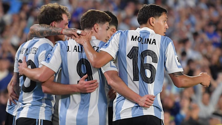 Argentina se impone con gran facilidad a Brasil en el Clásico Sudamericano