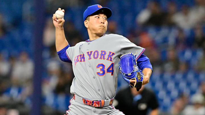 Aug 31, 2026; St. Petersburg, Florida, USA;  New York Mets pitcher Kodai Senga (34) delivers a pitch during the ninth inning against the Tampa Bay Rays at Tropicana Field.  Mandatory Credit: Pablo Robles-Imagn Images
