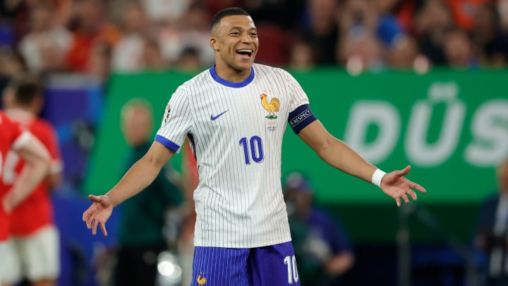 Qui pour remplacer Kylian Mbappe