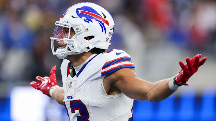 Buffalo Bills v Los Angeles Rams