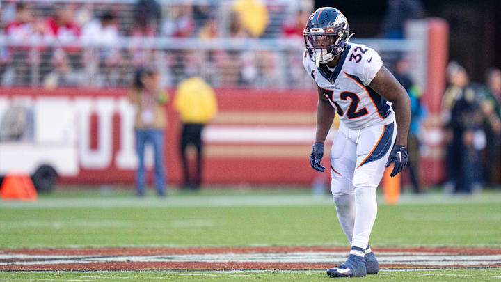 August 19, 2023; Santa Clara, California, USA; Denver Broncos safety Delarrin Turner-Yell (32) during the second quarter against the San Francisco 49ers at Levi's Stadium. Mandatory Credit: Kyle Terada-Imagn Images August 19, 2023; Santa Clara, California, USA; Denver Broncos safety Delarrin Turner-Yell (32) during the second quarter against the San Francisco 49ers at Levi's Stadium. Mandatory Credit: Kyle Terada-Imagn Images