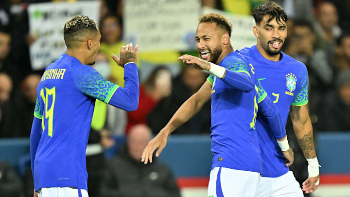 Brasil venceu os dois últimos amistosos antes da estreia na Copa do Mundo e perdeu apenas três dos 50 jogos neste ciclo